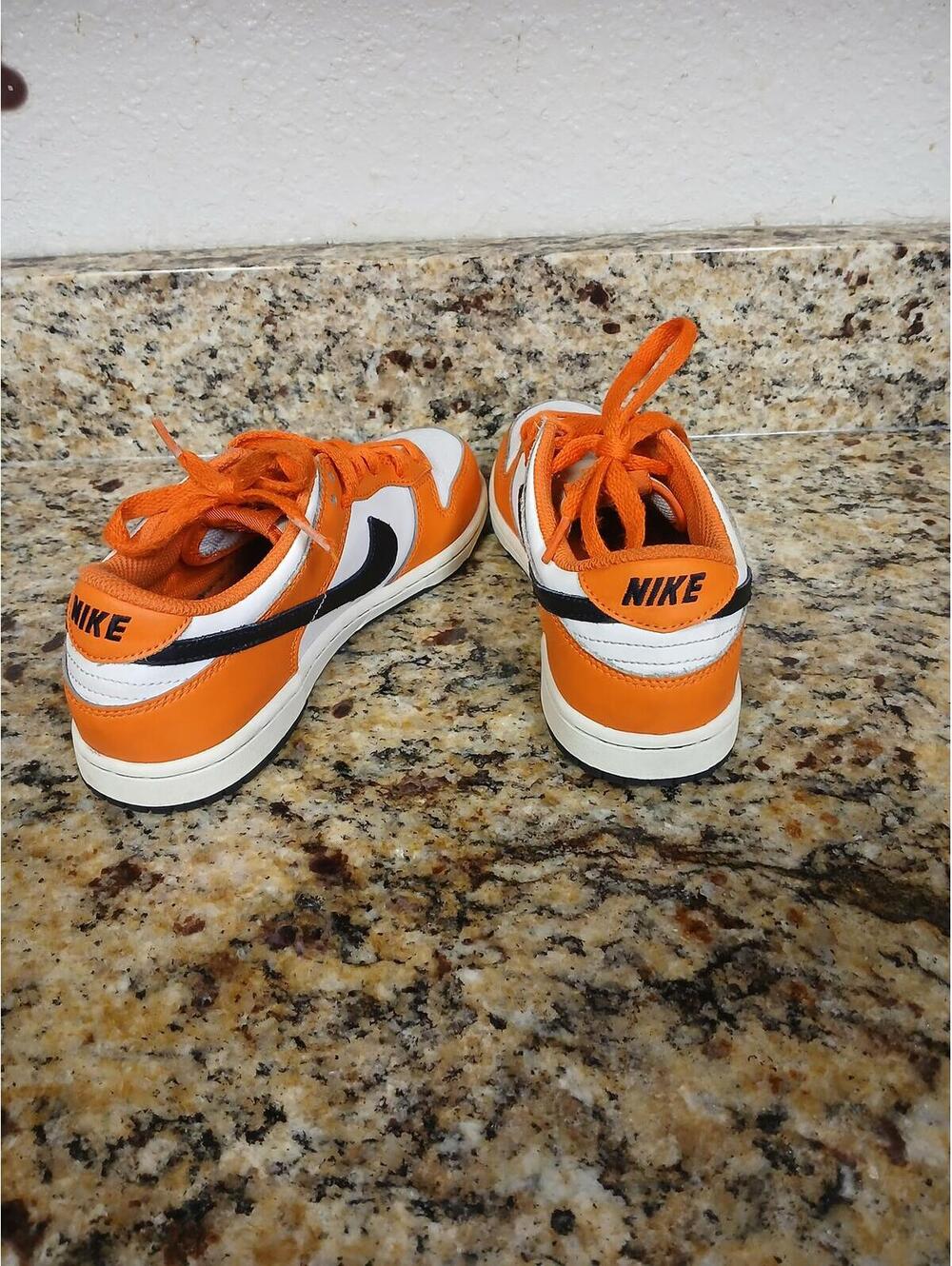 Nike Orange/White/Black Low-Top Sneakers Kids Size 3Y - Picture 3 of 6